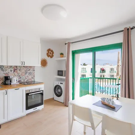 Apartment Seascape Pool View & Wifi By Irent Fuerteventura *